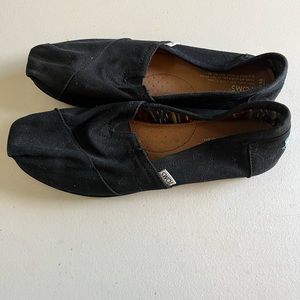 Black TOM’S Size 7.5
